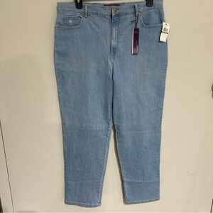 Gloria Vanderbilt 18 Classic Fit Mid Rise Tapered Leg Amanda Stretch Jeans. NEW